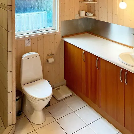 Nyaraló 6 Person In Nakskov-by Traum *